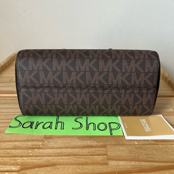 🌼Michael Kors Ciara medium messenger - Picture 6 of 15